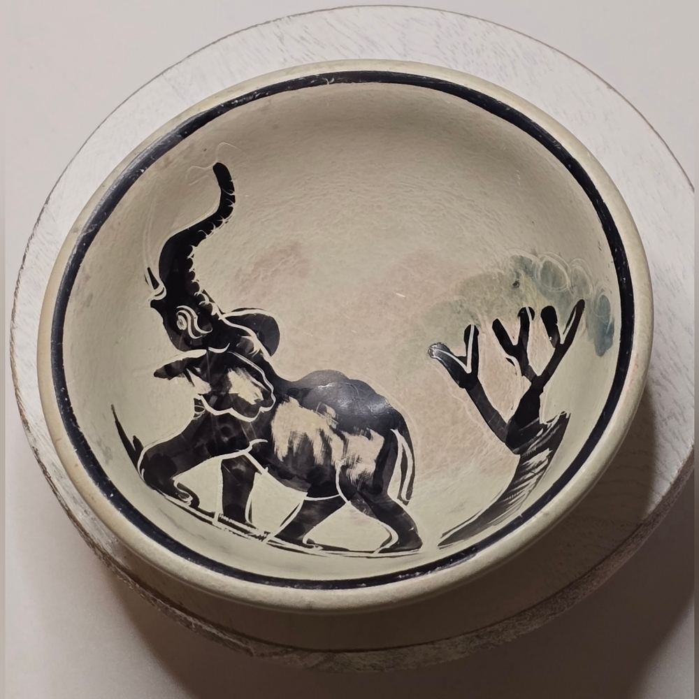 Elephant Design Small Bowl Trinket /Decor Dish [ Read Details ]